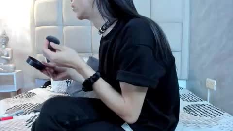 Keira Hecate online show from February 2026 08:18:01 PM