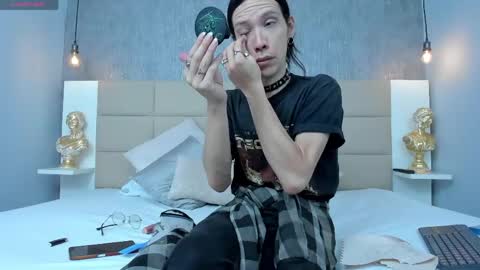 Keira Hecate online show from March 2026 07:18:02 PM