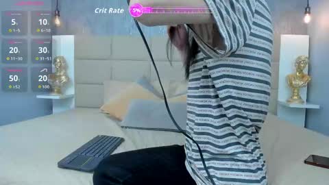 Keira Hecate online show from April 2026 07:08:02 PM