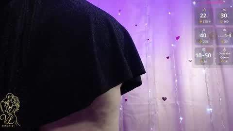 Snapshot of hecate23 chatting on June 2026 12:41:02 PM Cath online show from June 2026 12:41:02 PM