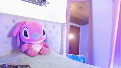 Snapshot of hecate_queen chatting on November 2025 12:07:01 PM Hecate Queen online show from November 2025 12:07:01 PM