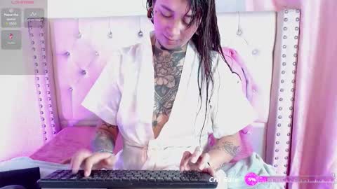 Snapshot of hecate_queen chatting on December 2025 02:34:01 PM Hecate Queen online show from December 2025 02:34:01 PM