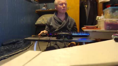 hedonista67 online show from January 2025 05:44:02 PM