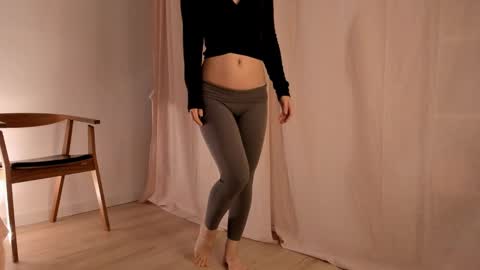 Jeen online show from January 2025 12:22:01 AM