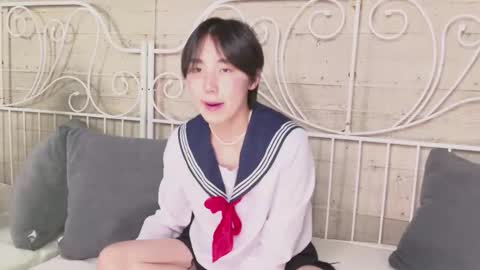 HEEJIN online show from November 2025 09:53:02 AM