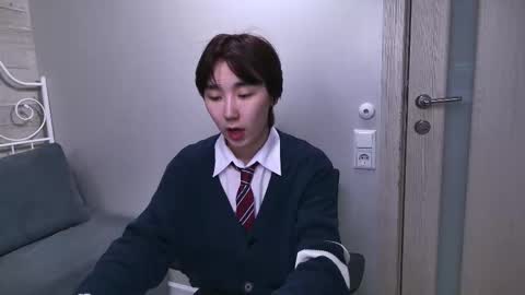 HEEJIN online show from March 2026 08:02:01 PM