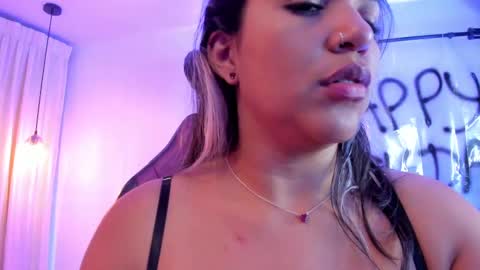              online show from February 2025 09:09:01 PM