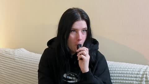 Snapshot of heikedowtin chatting on April 2026 08:26:02 AM Sabrina good girl online show from April 2026 08:26:02 AM