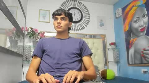 heiker_ online show from March 2025 02:36:02 AM