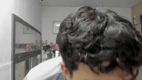 heiker_ online show from October 2025 02:53:01 AM