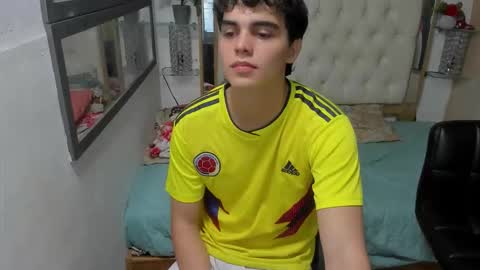 heiker_ online show from October 2025 02:55:01 AM