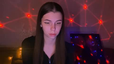 Heiley online show from December 2024 06:44:01 PM