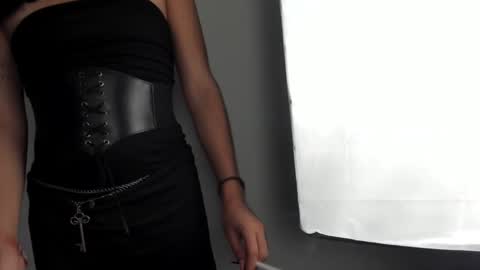 Snapshot of heka_prudence chatting on December 2024 05:26:01 AM Heka Prudence online show from December 2024 05:26:01 AM