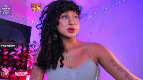 Snapshot of heka_prudence chatting on February 2025 01:22:01 AM Heka Prudence online show from February 2025 01:22:01 AM