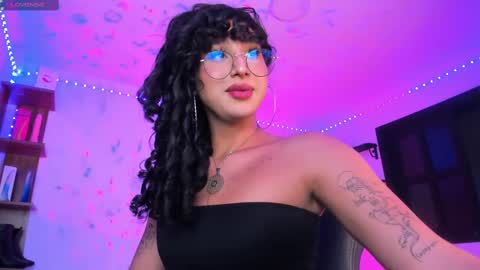 Snapshot of heka_prudence chatting on February 2025 02:14:01 AM Heka Prudence online show from February 2025 02:14:01 AM