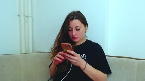 helen_adams_ online show from December 2024 05:29:02 AM