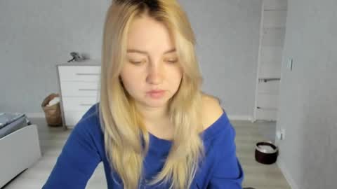 Snapshot of helen_angel_girl chatting on January 2025 09:55:02 AM Helen sven online show from January 2025 09:55:02 AM