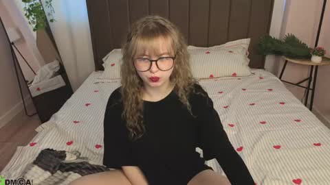 Helen Carson online show from April 2026 01:08:01 AM