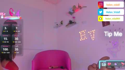 Snapshot of helen_vidall chatting on September 2025 03:28:01 AM Helen Vidall online show from September 2025 03:28:01 AM