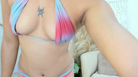 Snapshot of helen_zen chatting on May 2026 07:34:02 PM helen zen online show from May 2026 07:34:02 PM