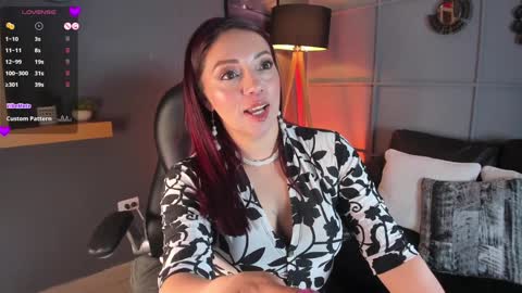 Helena online show from January 2025 12:09:02 PM