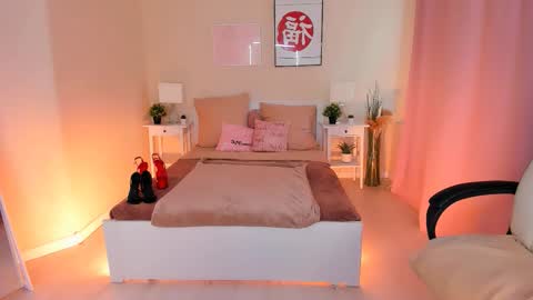 Helena online show from October 2025 07:40:02 AM