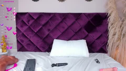 H E L E N A  online show from February 2025 04:40:02 AM