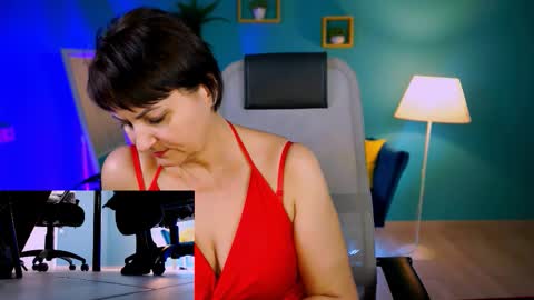 helenbeler online show from November 2025 05:53:02 AM