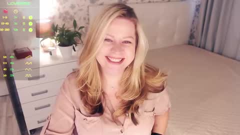 Helena Bonham online show from January 2025 07:47:02 AM