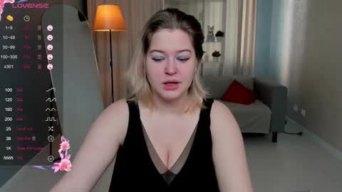 helenhartt online show from October 2025 01:39:01 AM