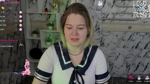 helenhartt online show from November 2025 06:01:01 AM