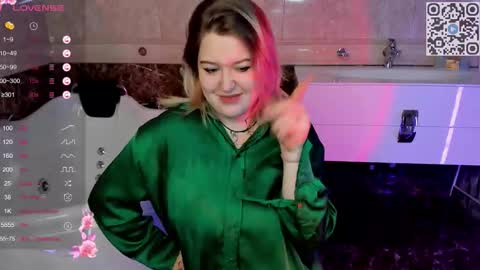 helenhartt online show from November 2025 01:55:02 AM