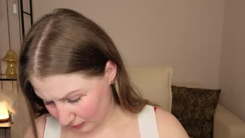 Snapshot of helens_lov chatting on April 2026 09:04:01 AM Helen online show from April 2026 09:04:01 AM