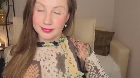 Snapshot of helens_lov chatting on June 2026 02:24:02 AM Helen online show from June 2026 02:24:02 AM