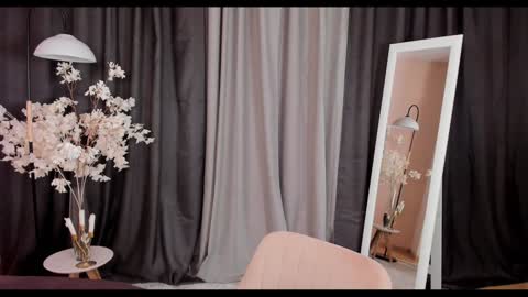 Helen online show from February 2025 08:52:02 AM