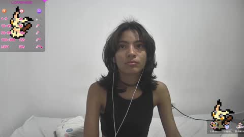 Helia Transfem and Amy online show from January 2025 01:54:01 PM
