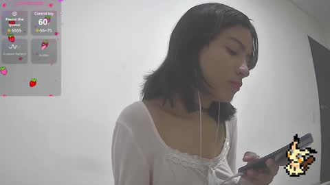 Helia Transfem and Amy online show from February 2025 03:30:02 PM