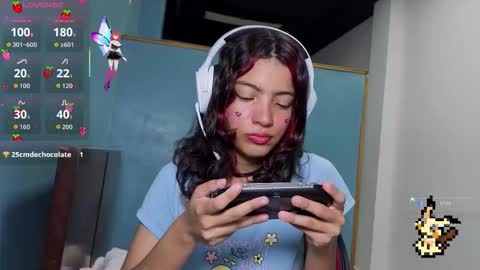 Helia Transfem and Amy online show from September 2025 02:50:01 PM