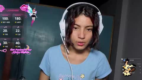 Helia Transfem and Amy online show from October 2025 10:56:02 AM