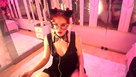 Heliconia online show from September 2025 12:10:02 AM