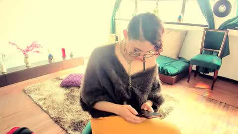 Heliconia online show from March 2026 08:04:01 PM