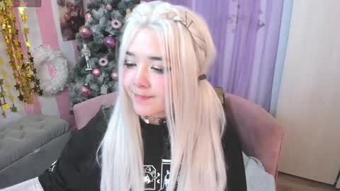 Laura online show from December 2024 07:28:02 AM