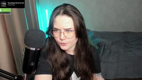 Red online show from January 2025 10:30:02 PM