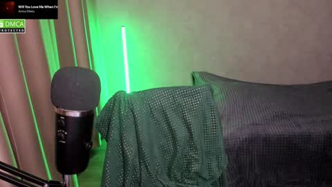 Red online show from January 2025 09:08:02 PM