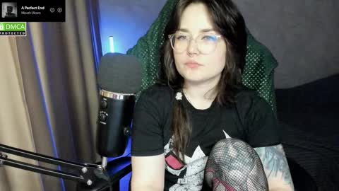 Red online show from January 2026 08:51:02 PM