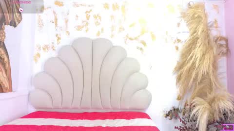 HellemMonet online show from November 2025 09:03:02 PM