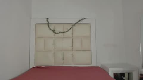 hellen__smith_ online show from November 2025 04:45:02 AM