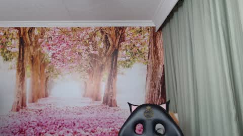 Hellen online show from January 2025 07:45:01 PM