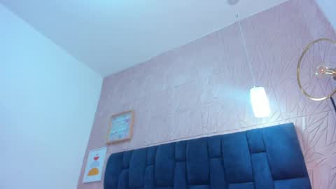 hellen     online show from February 2025 10:50:01 PM