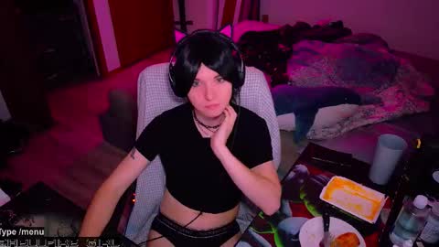 Hayley online show from November 2025 02:11:02 AM